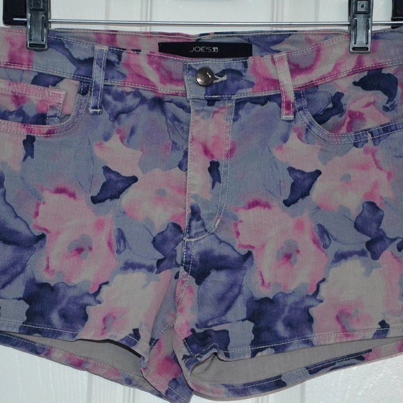 Joe's Jeans NWT Floral High Rise Classic Shorts 30 - Picture 4 of 6